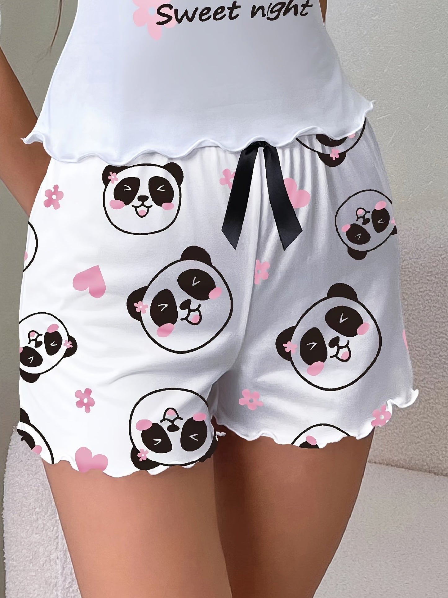 Damen Schlafshorts mit Panda-Motiv und Herzchen – Verspielte Pyjama-Shorts für gemütliche Nächte