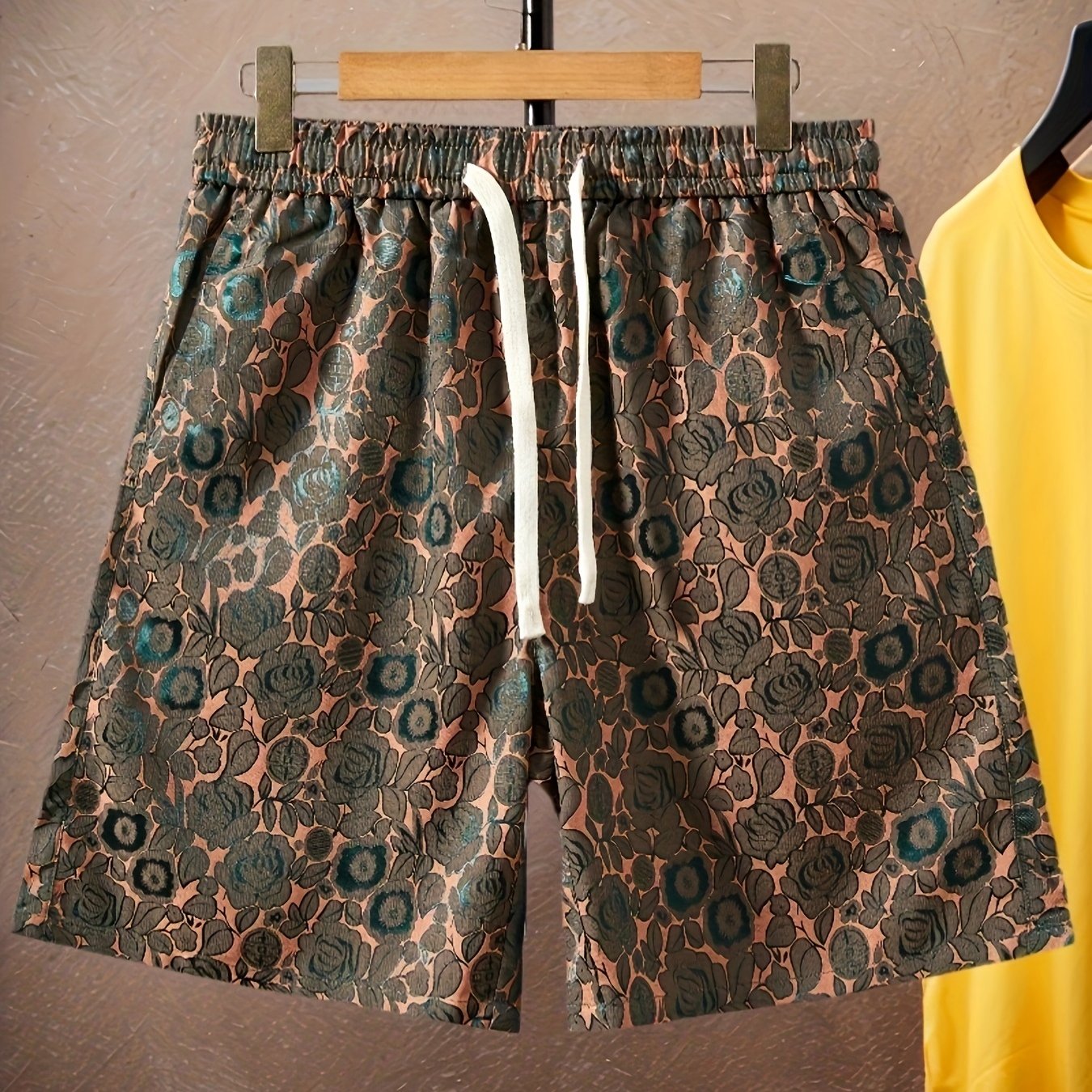 Herren Jacquard-Shorts mit Rosenmuster und modernem Relaxed Fit – Stilvolle Freizeithose für Alltag und Ausgehen