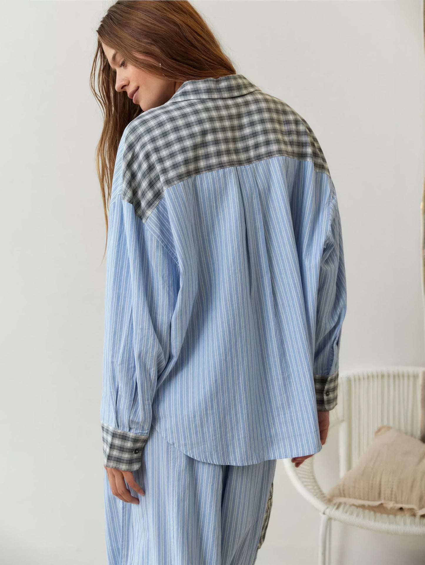 Damen Oversize Hemdbluse im Lagen-Look – Modisch, Lässig, Vielseitig für Alltag & Freizeit