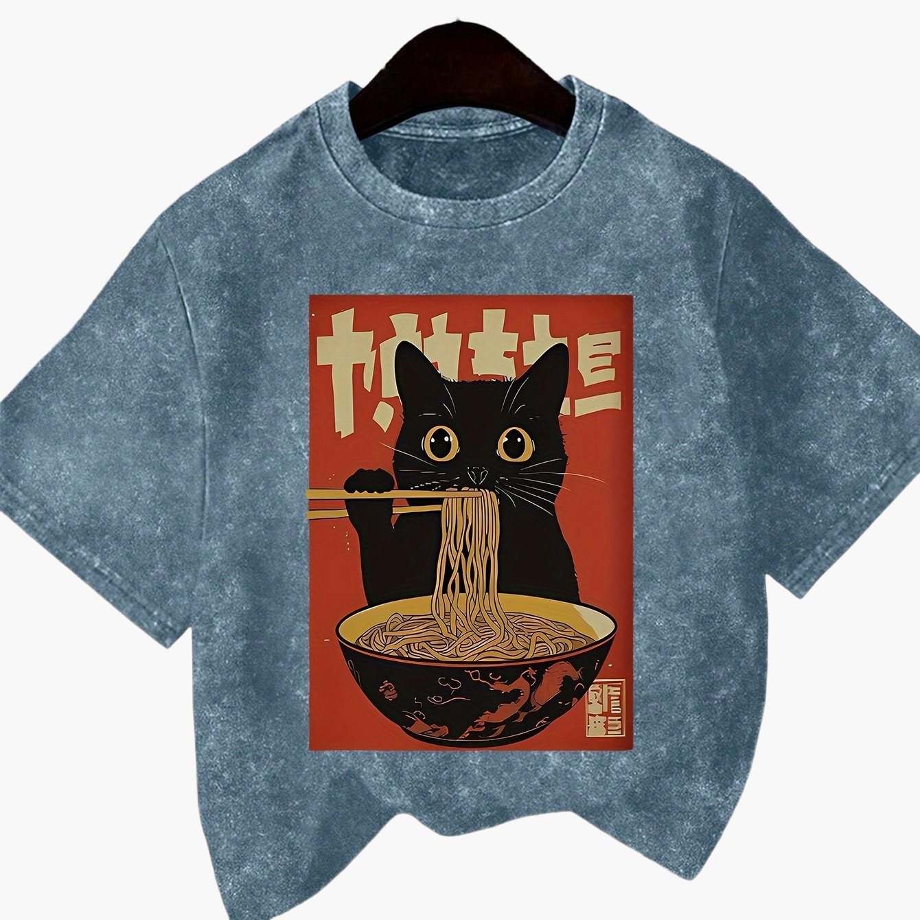 Damen Vintage T-Shirt mit Katzen- und Ramen-Print – Lustiges Streetwear Shirt für Alltag & Freizeit