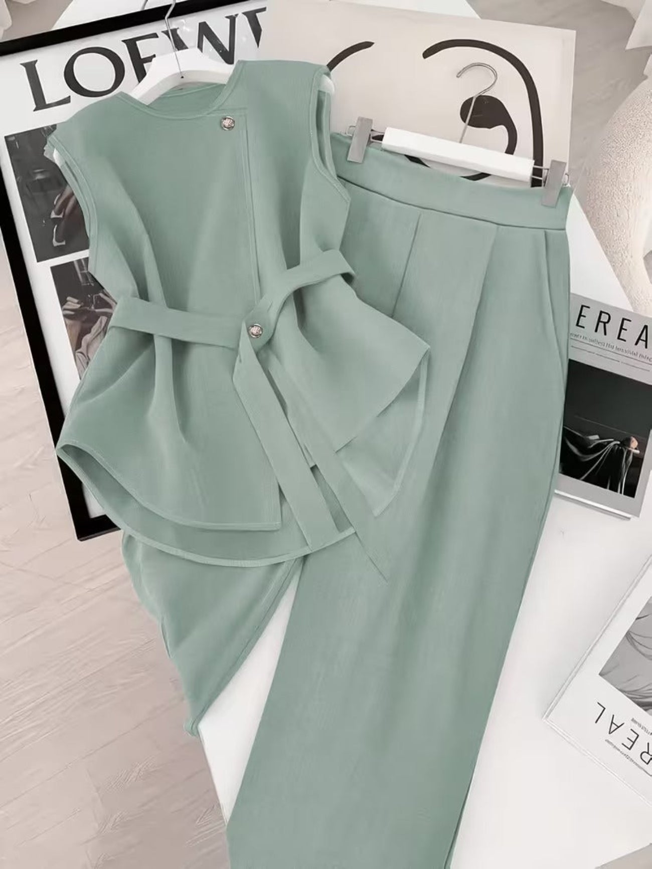 Damen Business Zweiteiler Set – Elegantes Top mit Gürtel und Weite Hose für Büro und Events