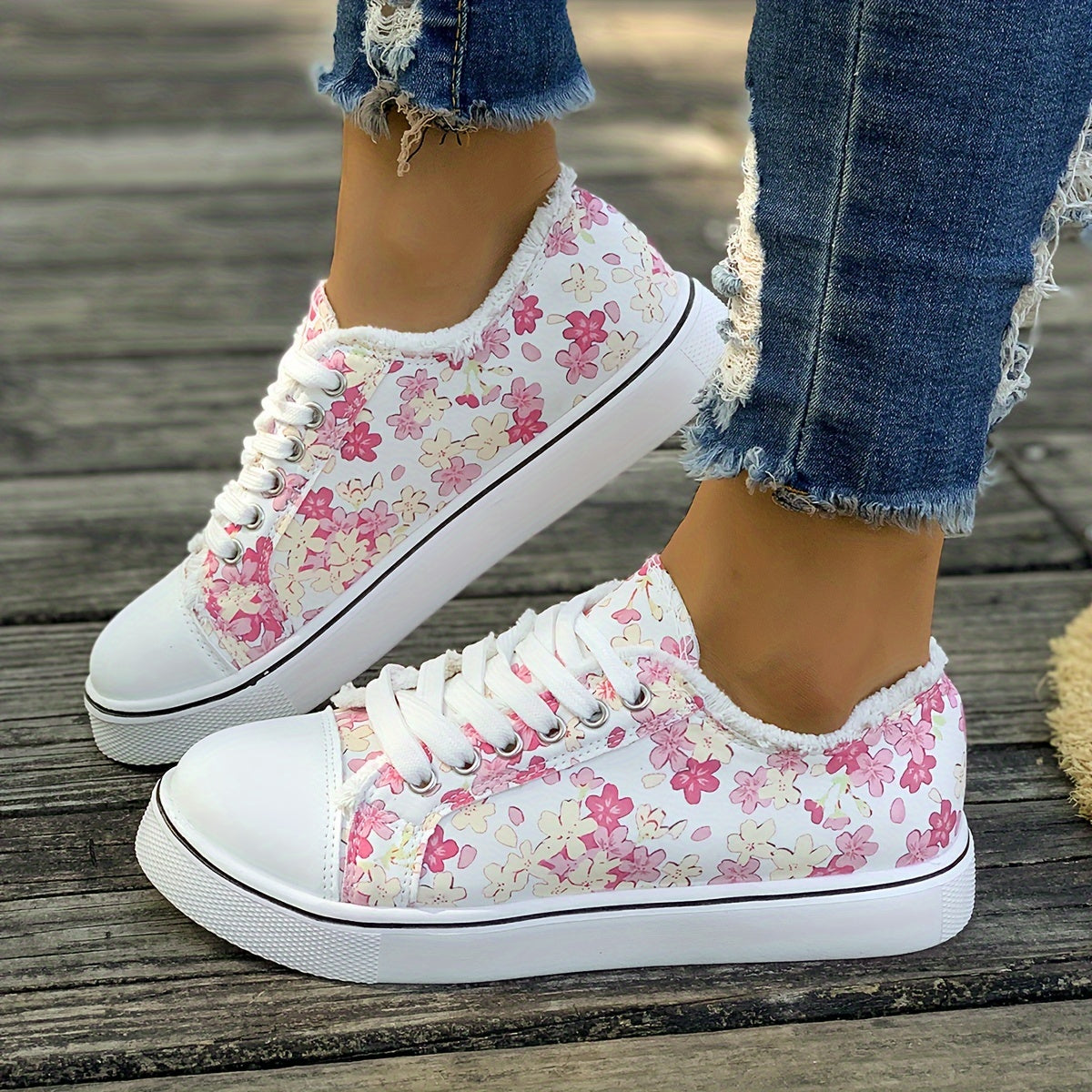 Damen Sneaker mit Blumenmuster – Modische Freizeitschuhe für Alltag und Freizeit