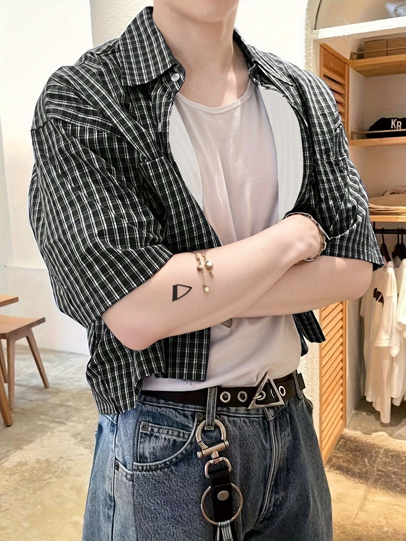 Herren Kurzarm-Hemd im modernen Streetstyle Look – Lässiges Oversize Design für Alltag und Freizeit