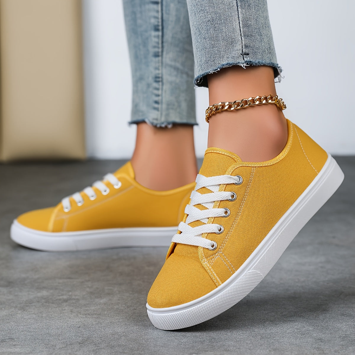 Damen Freizeit-Sneaker mit Schnürung – Bequeme Alltags-Schuhe im modernen Stil