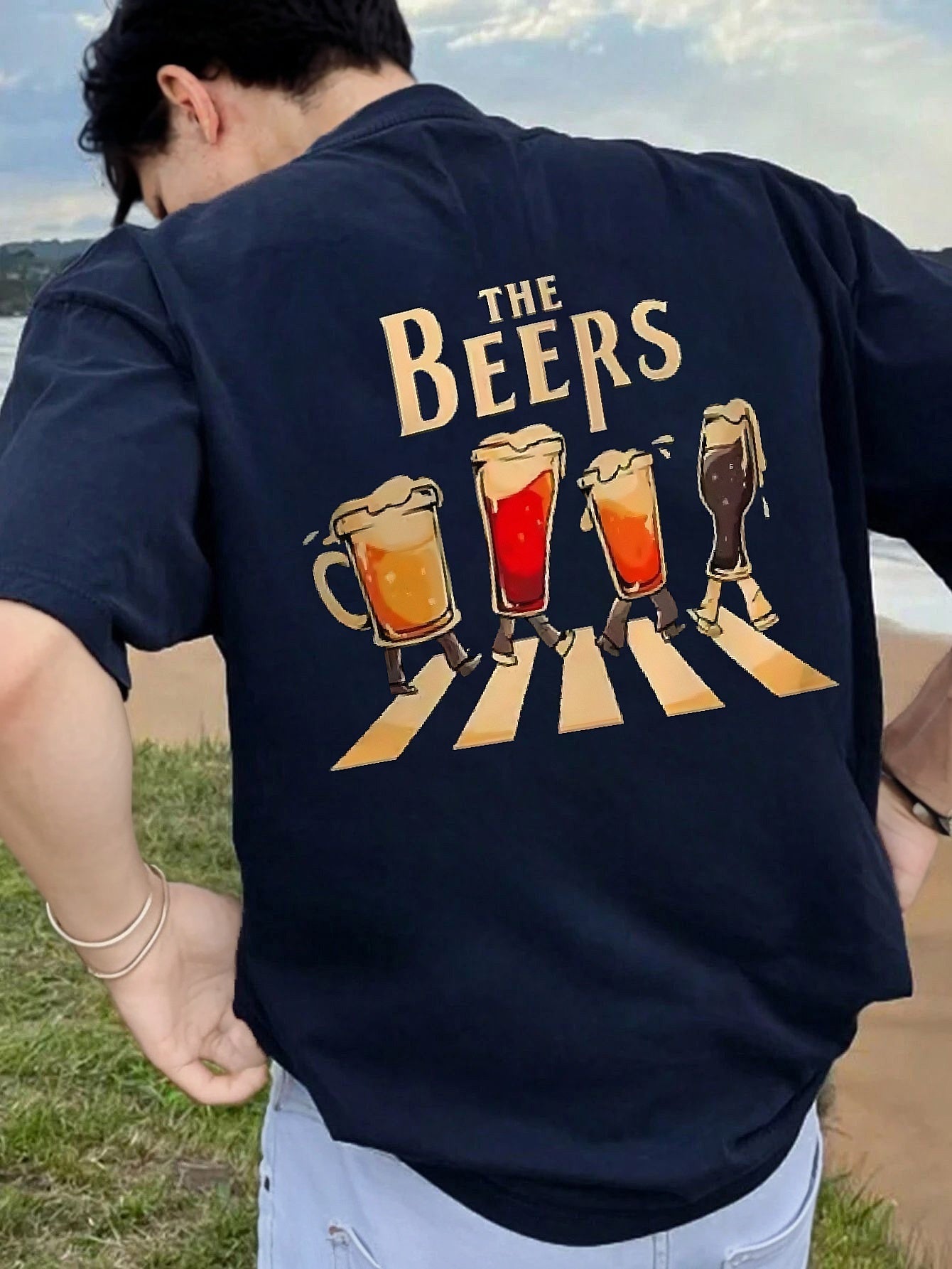 Herren T-Shirt mit witzigem "The Beers" Print – Musik- & Bierliebhaber Motiv, Freizeit & Party