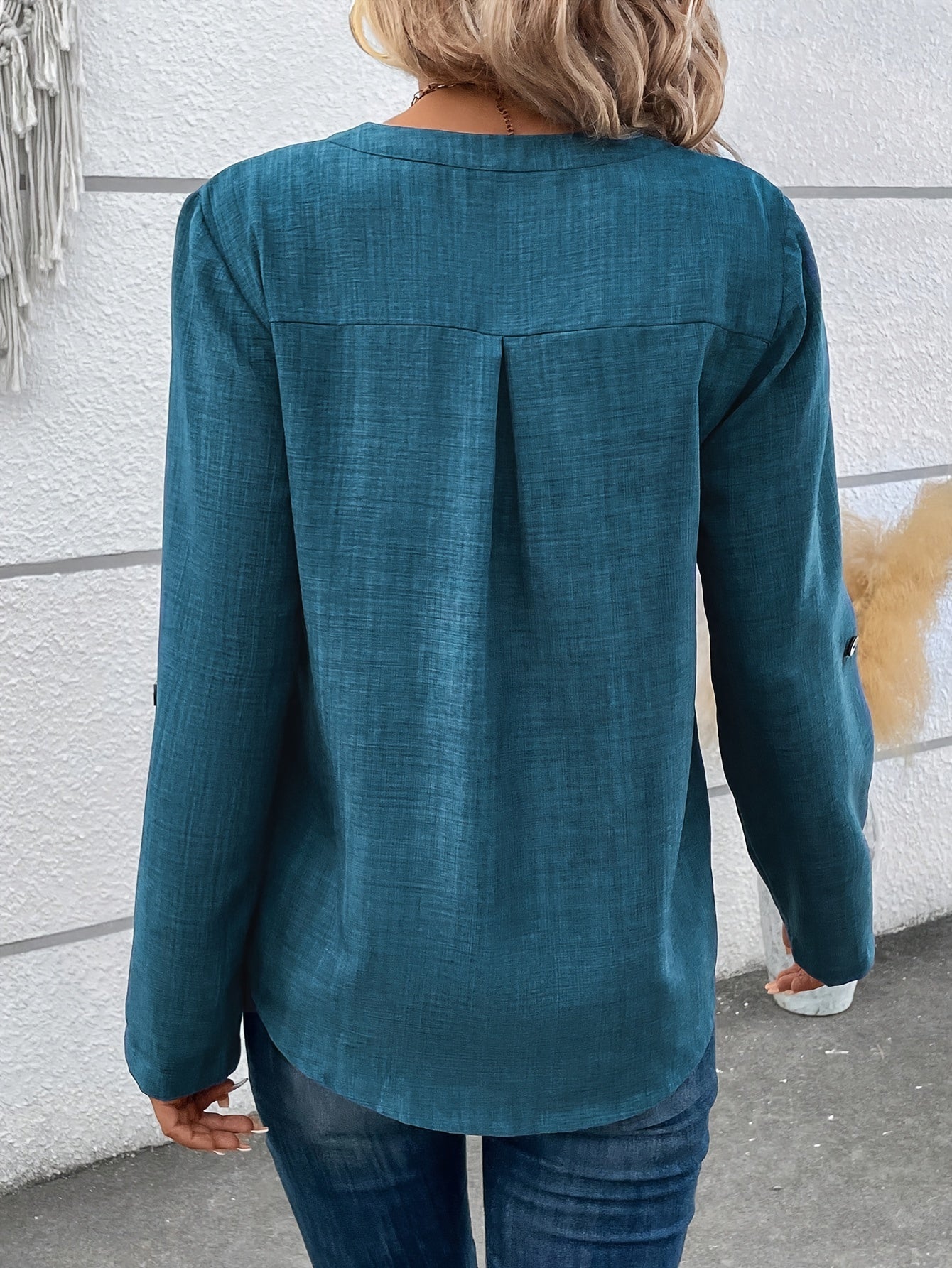 Damen Bluse im Casual-Stil mit Knopfleiste und Brusttasche – Elegantes Alltagshemd