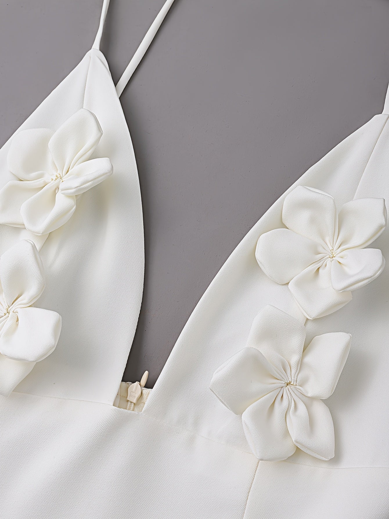 Damen Elegantes Minikleid mit Blumenapplikationen und Rüschenrock – Festlich & Feminin