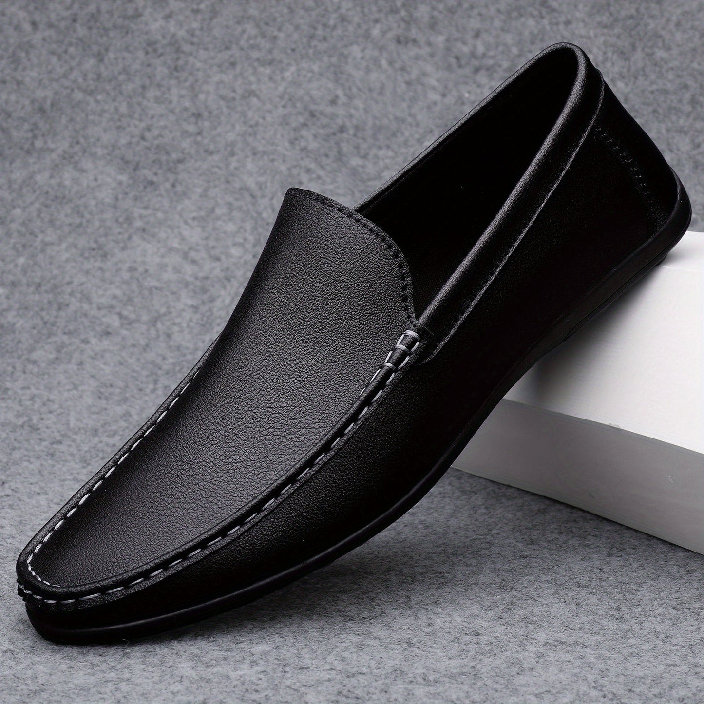 Herren Slip-On Loafer – Eleganter Freizeit- und Business-Schuh