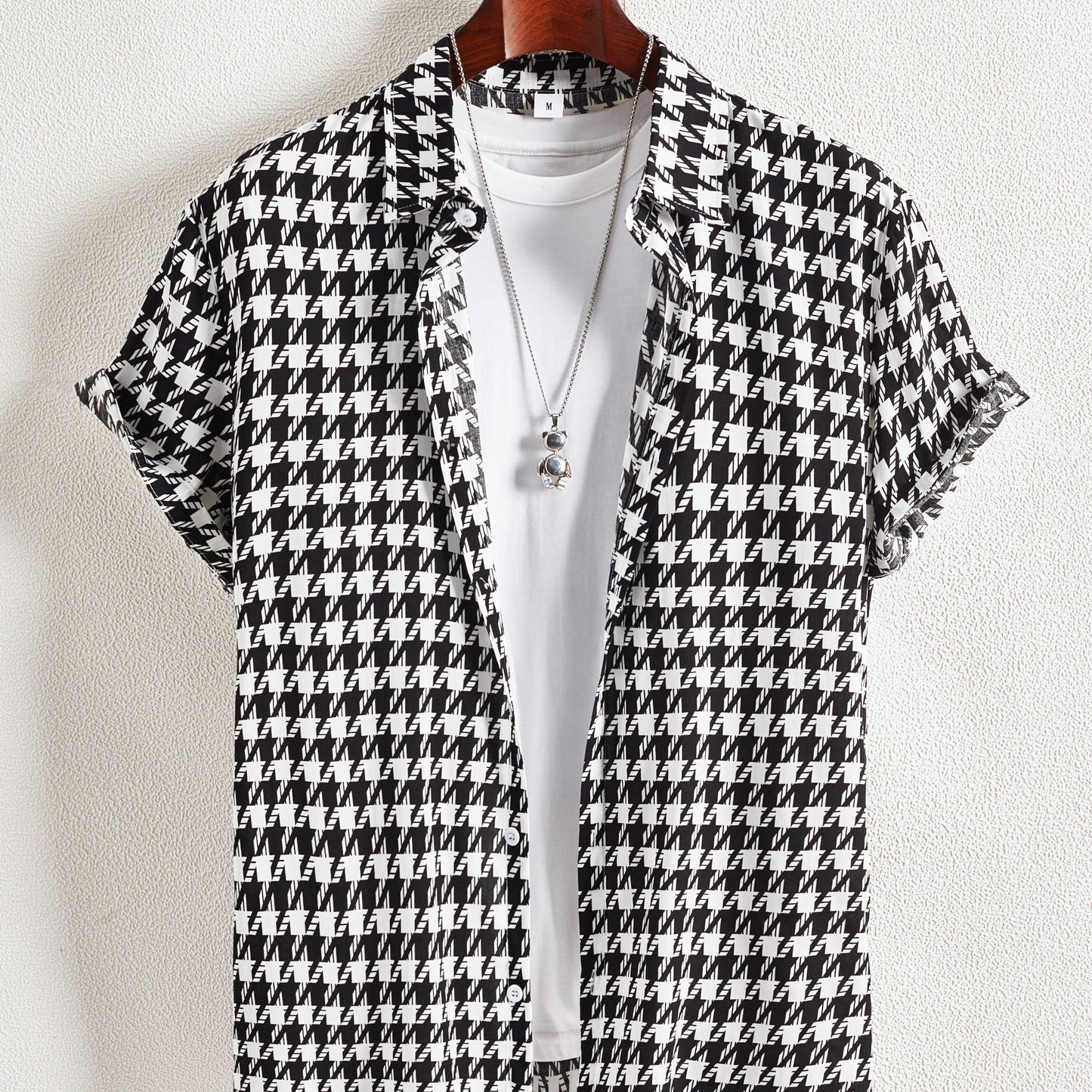 Herren Kurzarm Resort-Hemd mit geometrischem Muster – Modernes Freizeitshirt für stilbewusste Outfits