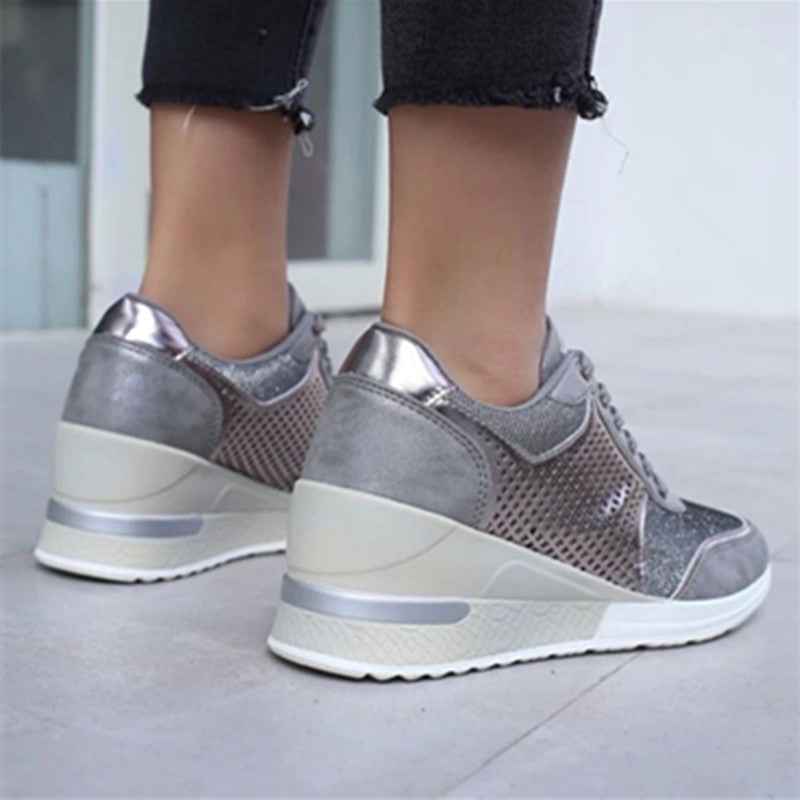 Harriet – Schnürsneaker mit Plateauabsatz