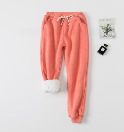 Zoe – Gepolsterte Lammvelours-Sweathose