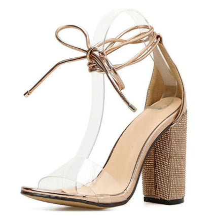 Deborah – Sommerliche Damensandalen mit dicken Absätzen