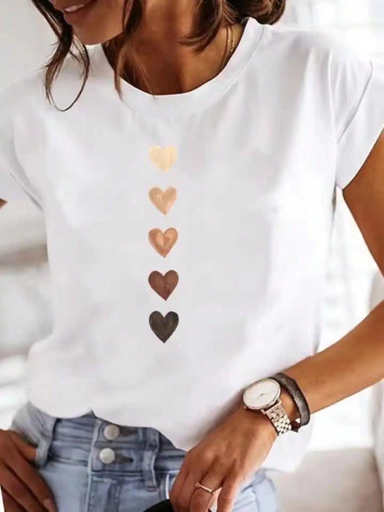 Damen T-Shirt mit Herz-Print – Lässiges Freizeitshirt für Alltag und Urlaub