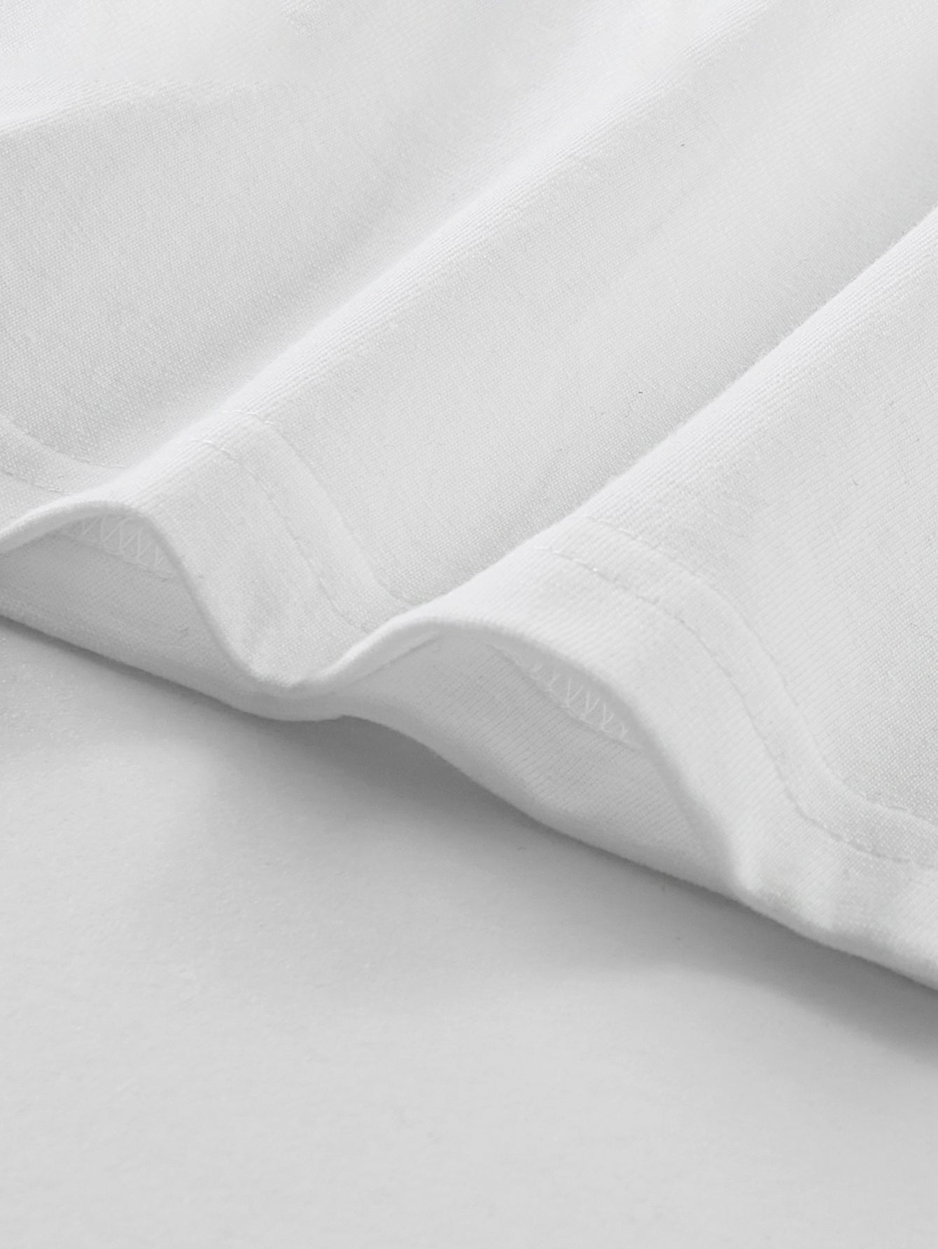 Herren Oversize T-Shirt mit künstlerischem Bärenmotiv und modernem Streetwear-Stil