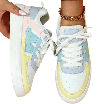 Sarah – Bequeme Damen-Sneaker mit Plateau und Schnürung