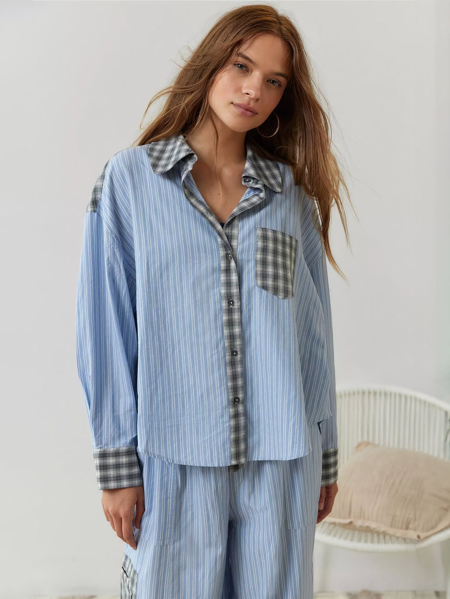 Damen Oversize Hemdbluse im Lagen-Look – Modisch, Lässig, Vielseitig für Alltag & Freizeit