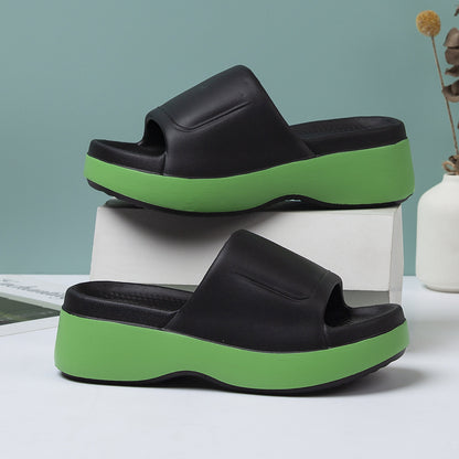 Damen Plateau-Slipper – Bequeme Sommer Hausschuhe mit offener Zehenpartie und rutschfester Sohle