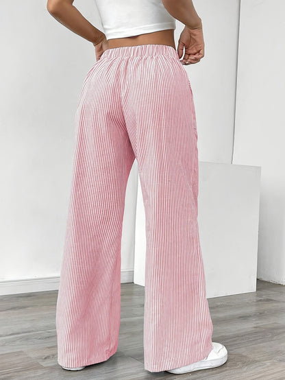 Damen Weite Freizeithose mit Streifen und Kordelzug – Lässiger Streetstyle für Alltag und Freizeit