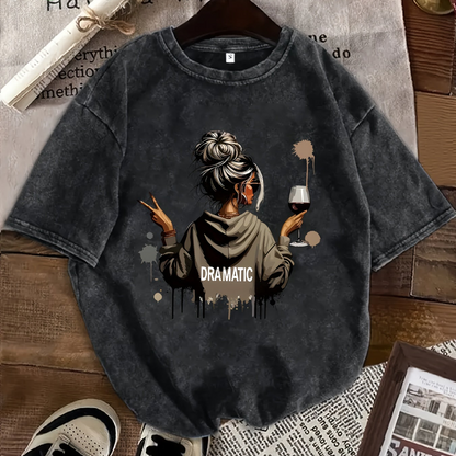 Damen Oversize T-Shirt mit Grafik – Dramatic Girl, lässiger Stil, ideal für Freizeit und Alltag