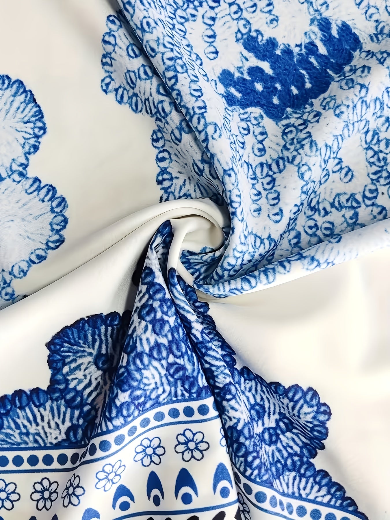 Damen Maxikleid mit Halterneck und Boho-Blumenprint – Elegantes Sommerkleid für Urlaub und Freizeit