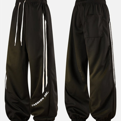 Herren Streetwear Jogginghose mit weitem Bein und Kontraststreifen – Urban Freizeitlook