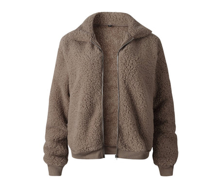 Grace – Kurze Damenjacke mit dickem Samtkragen