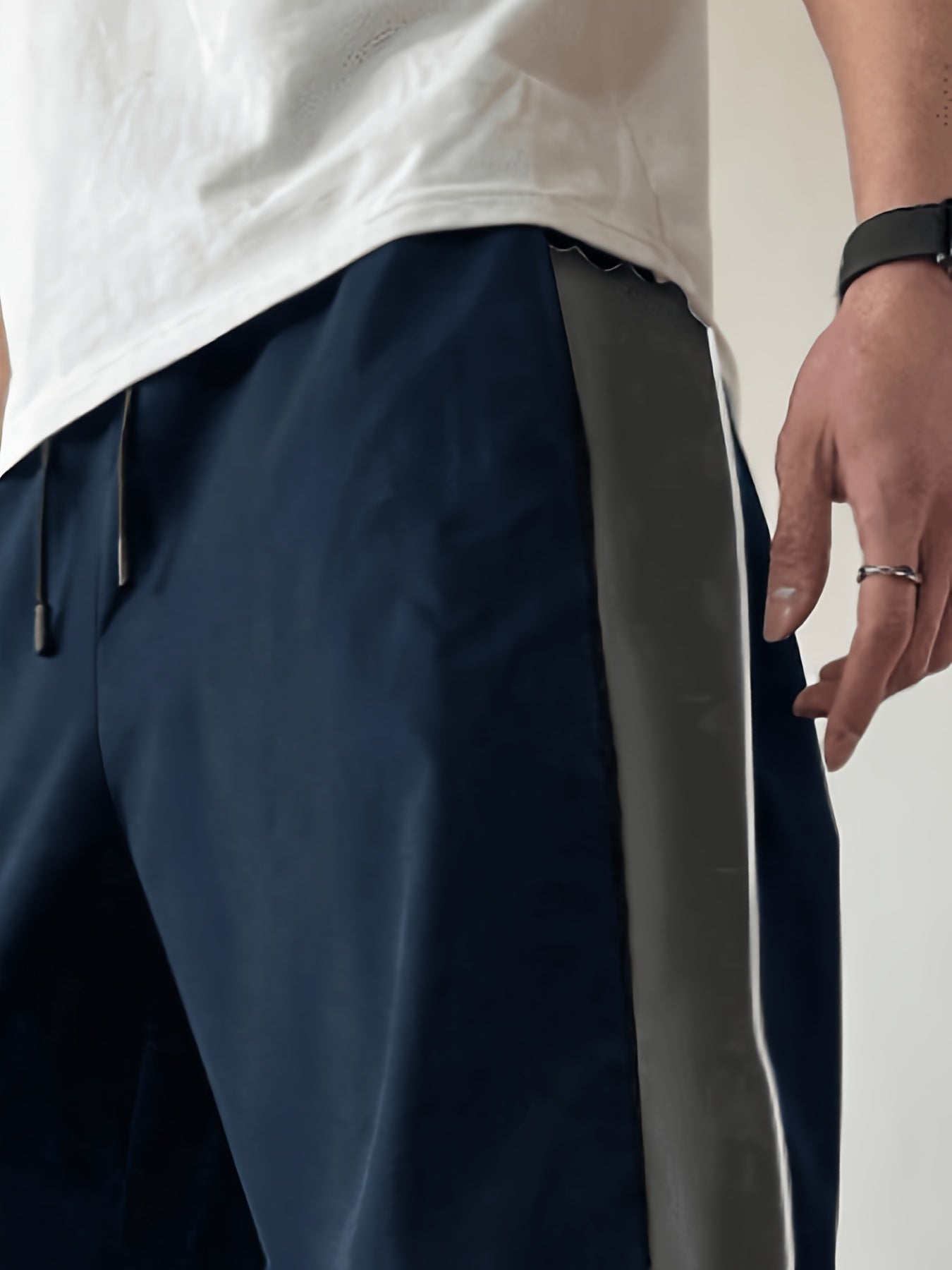 Herren Weit Bein Streetwear Trainingshose mit Kontrastelementen – Sportlicher Freizeit-Look