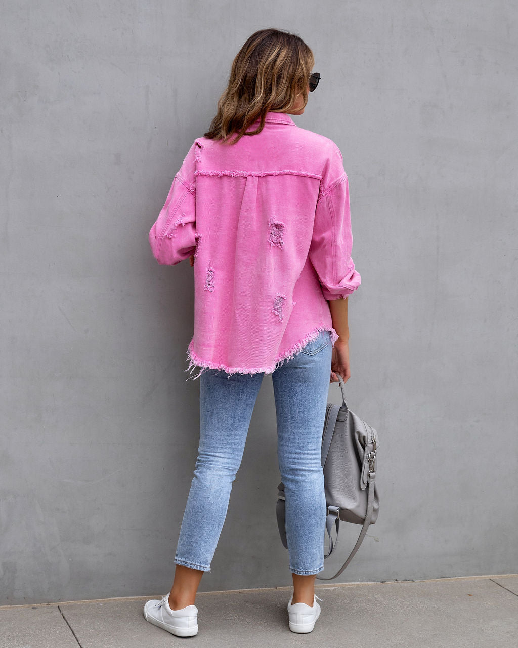 Carly – Lässige Damenjacke mit Rissen für Herbst und Frühling