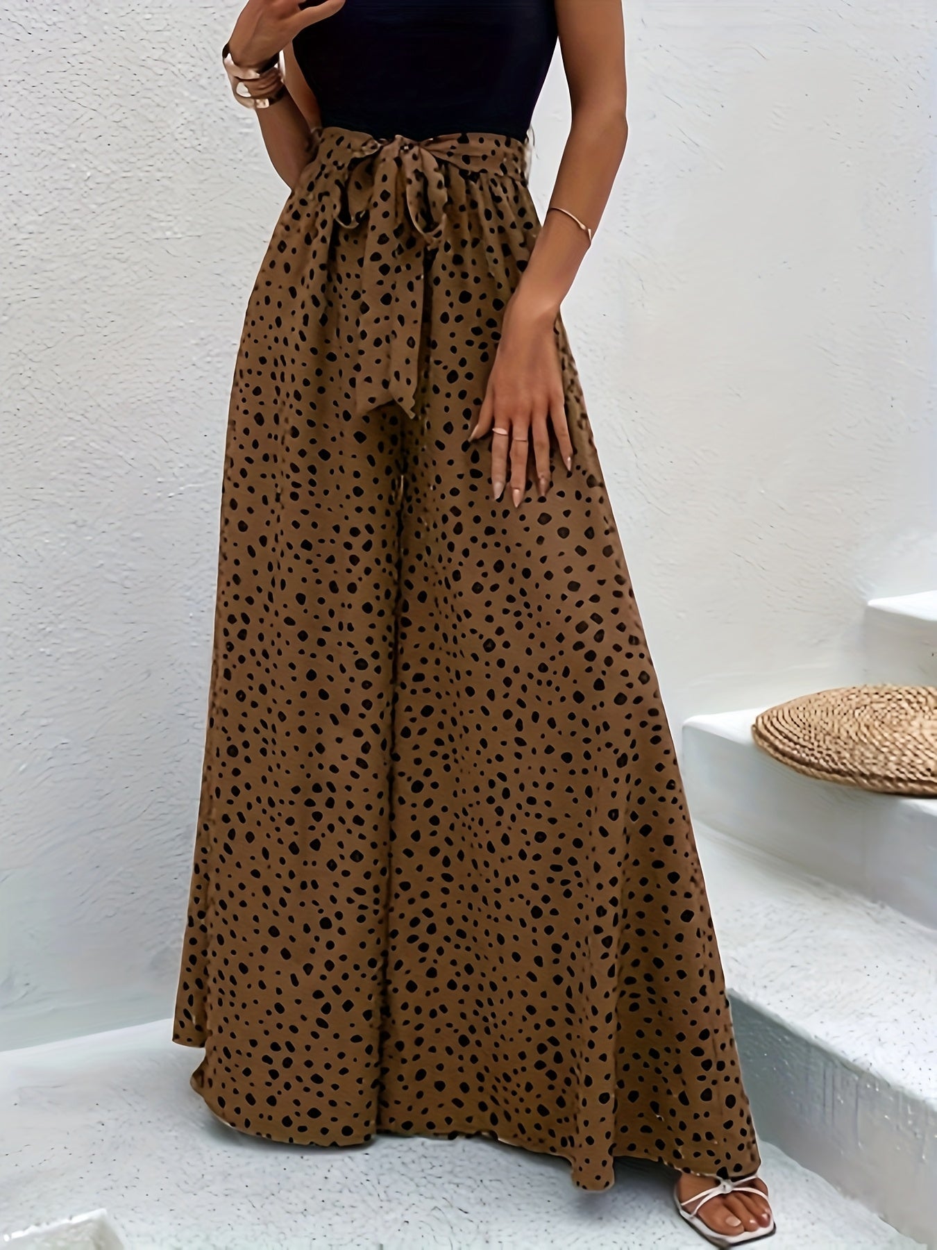 Damen Elegante Weite Hose mit Punktemuster und Bindegürtel – Perfekt für Freizeit und Sommer