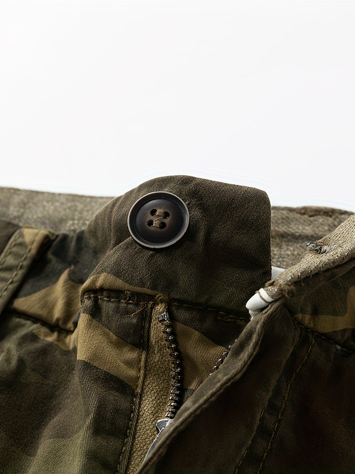 Herren Cargo Shorts im Camouflage-Look – Outdoor & Freizeit Bermuda mit Taschen