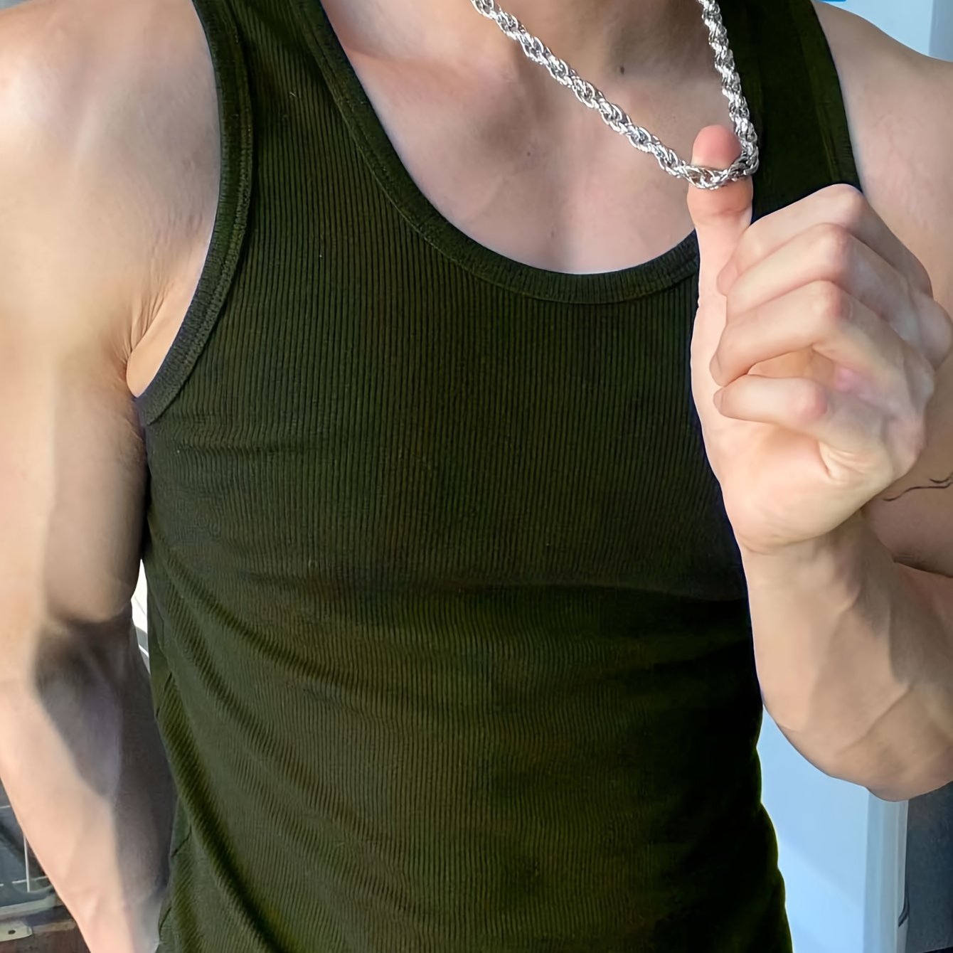 Herren Tanktop im sportlichen Stil – Figurbetontes Basic für Fitness und Freizeit