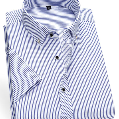 Herren Kurzarm Business-Hemd mit feinem Streifenmuster und modernem Kragen – Eleganter Freizeit- und Büro-Look