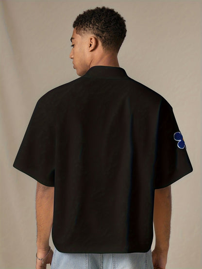 Herren Freizeit-Hemd mit Blumenstickerei und kurzem Ärmel – Modernes, verspieltes Design für Alltag und Ausgehen