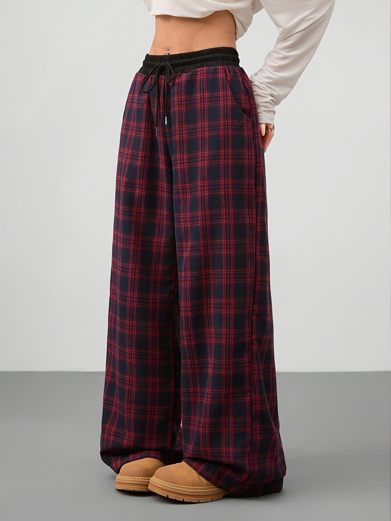 Damen Weite Freizeit-Hose mit Karomuster und Tunnelzug – Lässiger Streetstyle für Alltag & Wochenende