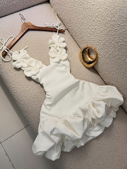 Damen Elegantes Minikleid mit Blumenapplikationen und Rüschenrock – Festlich & Feminin