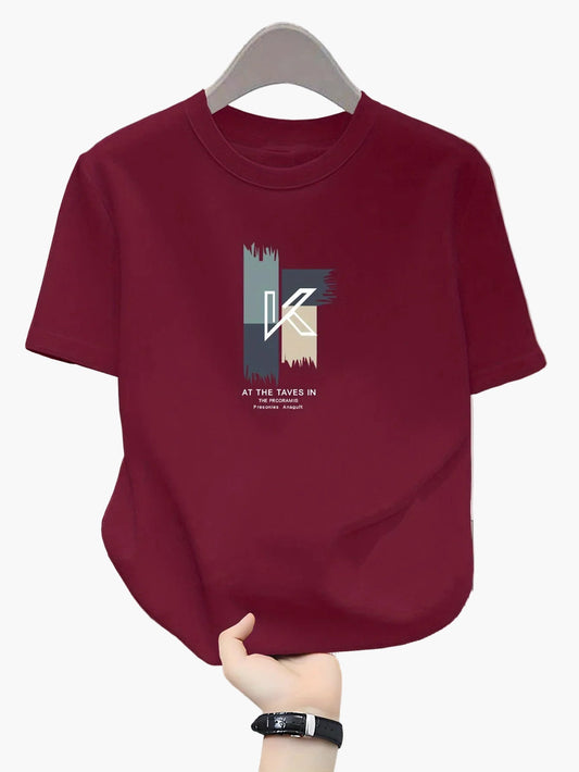 Herren T-Shirt mit modernem K-Print und lässigem Style – Perfekt für Alltag und Freizeit