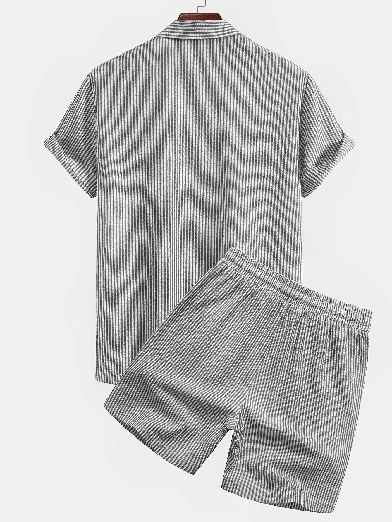 Herren Set Kurzarm Hemd und Shorts mit Streifen – Modernes Strandoutfit für Freizeit und Urlaub