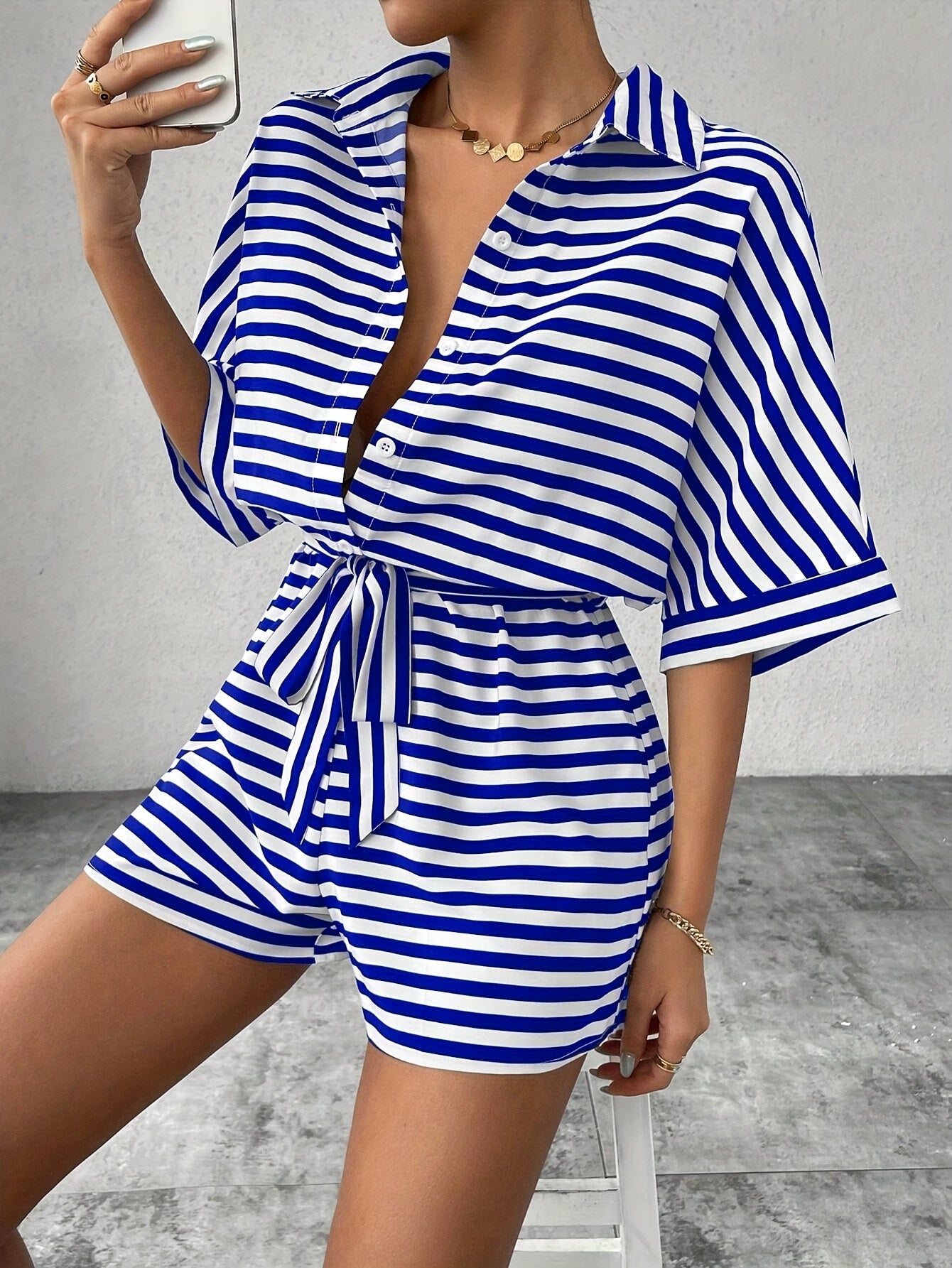 Damen Sommer Overall gestreift – Lässiger Jumpsuit mit Gürtel für Alltag und Urlaub