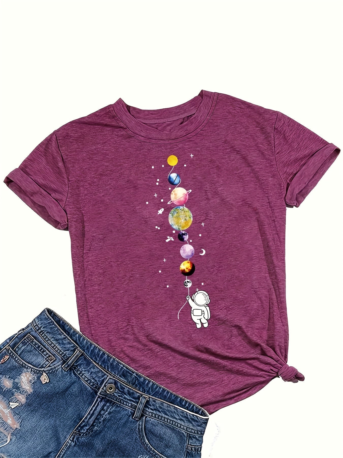 Damen T-Shirt mit Astronaut und Planeten – Casual Space Style für Alltag und Freizeit