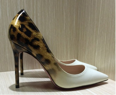 Heidi – Spitzen Pumps mit Leopardenmuster