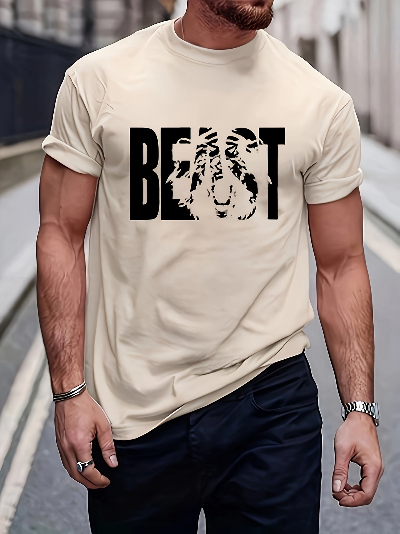 Herren T-Shirt im Oversize-Stil mit „BEAST“-Print und Löwenmotiv – Urban Streetwear für Selbstbewusste