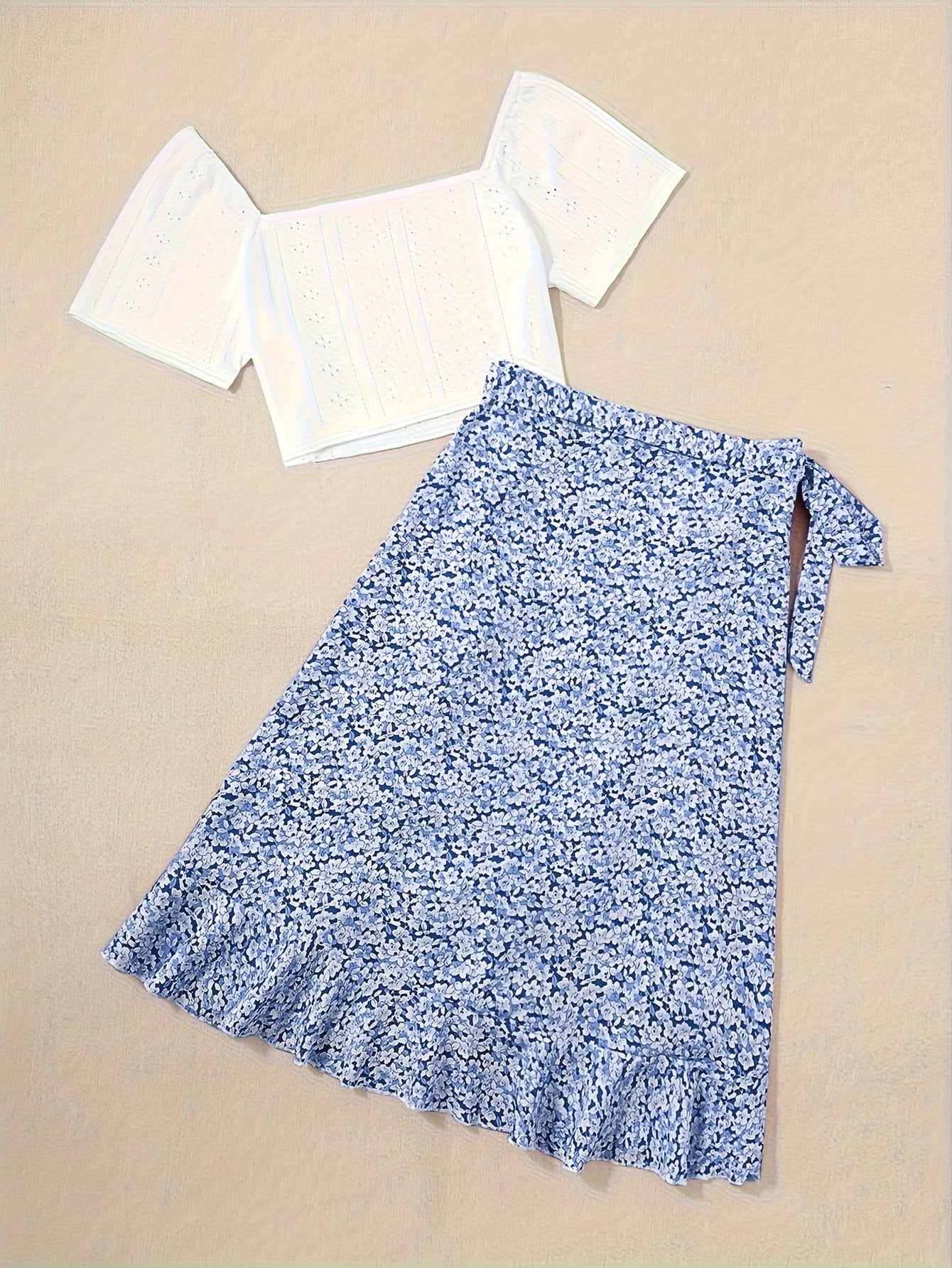 Damen Zweiteiler Set – Romantische Bluse mit Blumen Wickelrock im femininen Stil für Freizeit und Ausflüge