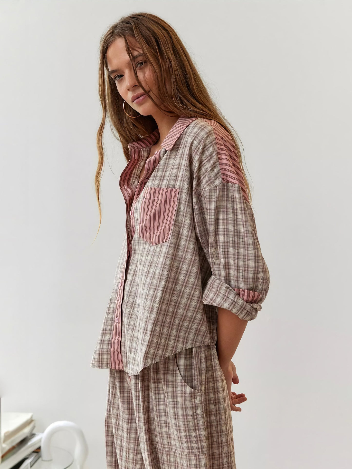 Damen Oversize Hemdbluse im Lagen-Look – Modisch, Lässig, Vielseitig für Alltag & Freizeit