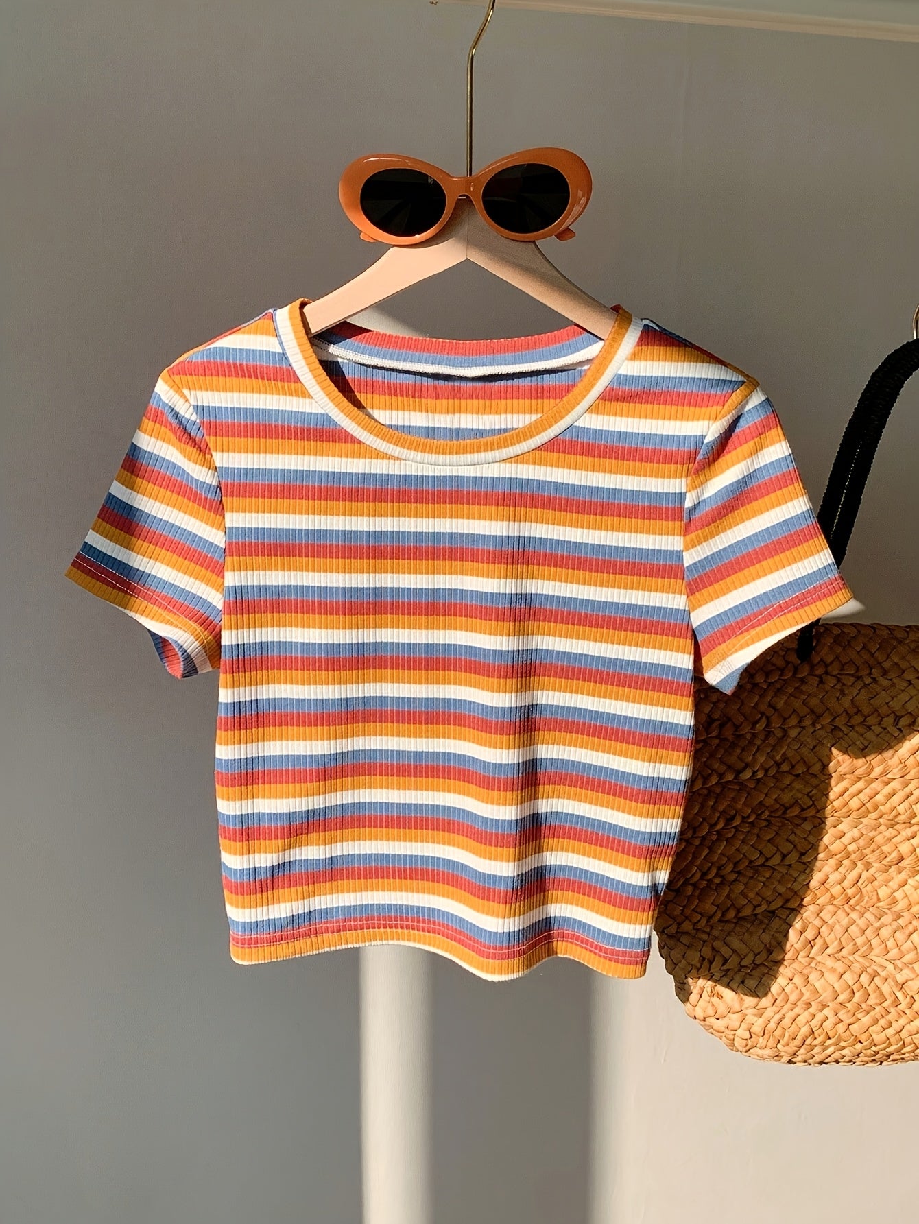 Damen Modernes Streifen-Rippstrick T-Shirt – Kurzarm, Lässiger Streetstyle