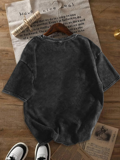 Damen Vintage T-Shirt mit Katzen- und Ramen-Print – Lustiges Streetwear Shirt für Alltag & Freizeit