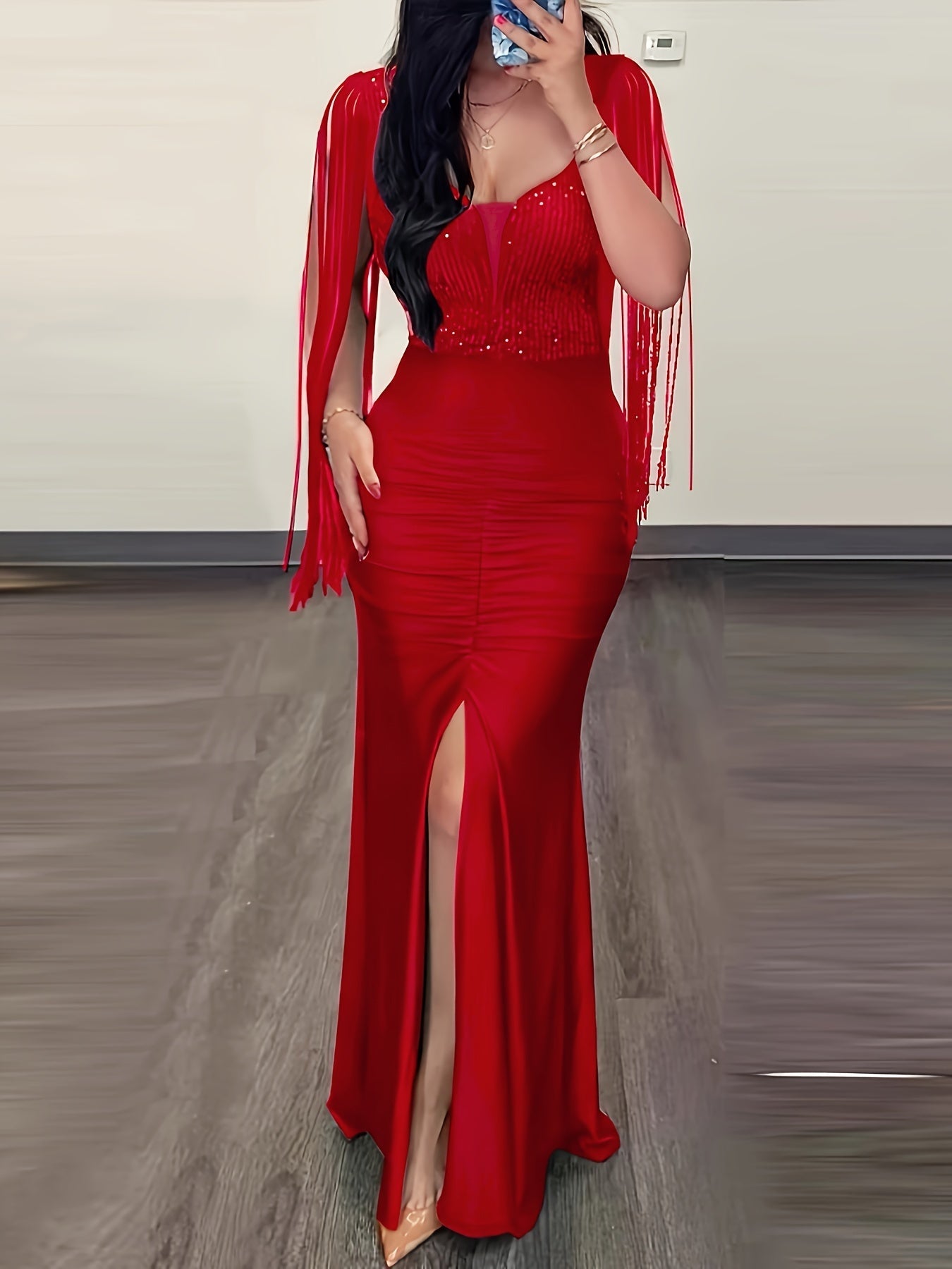 Damen Abendkleid Elegant mit Fransenärmeln und hohem Schlitz – Perfekt für festliche Anlässe