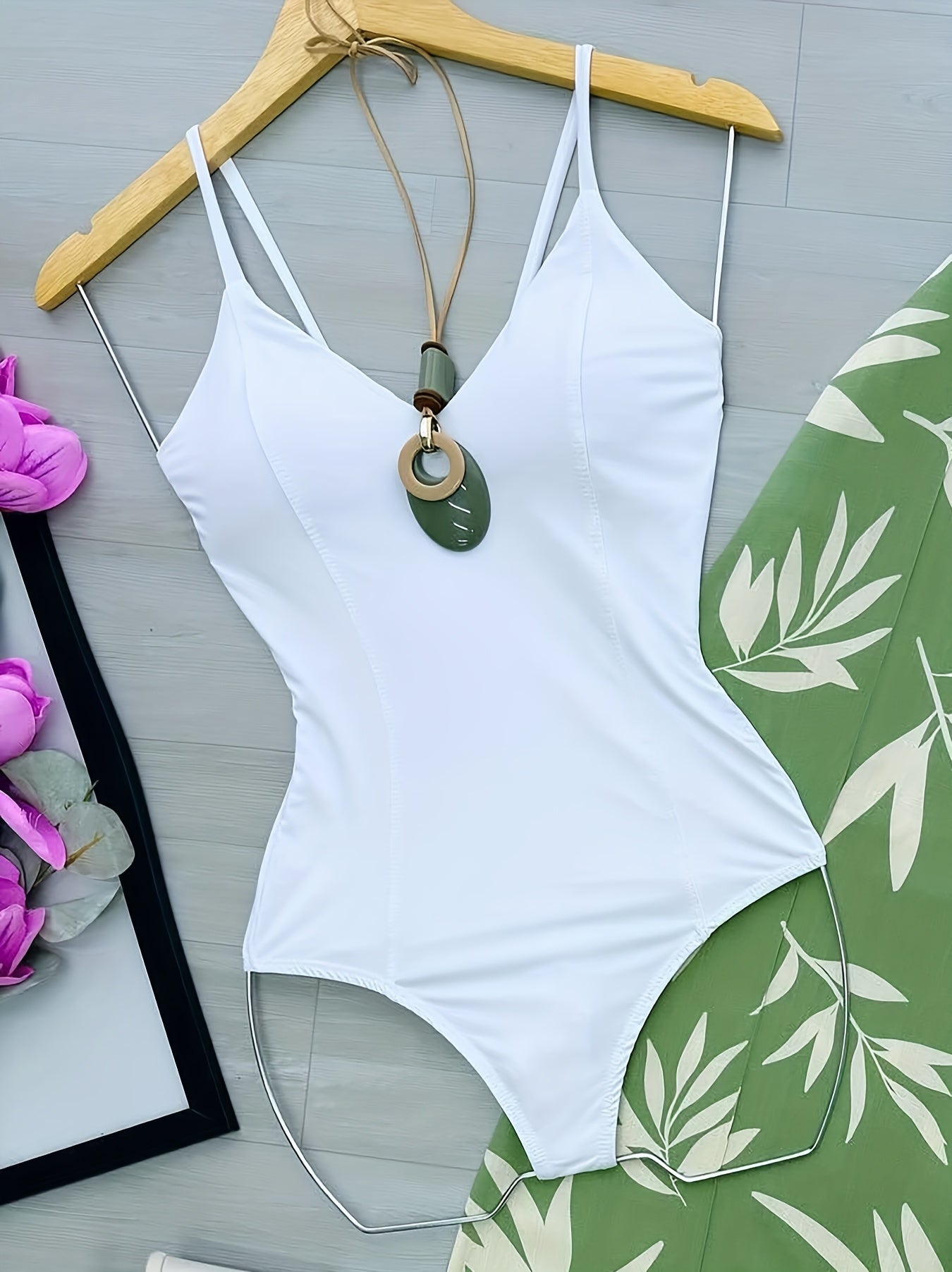 Damen Weite Palazzo-Hose mit tropischem Print und Bindegürtel – Eleganter Sommerstil