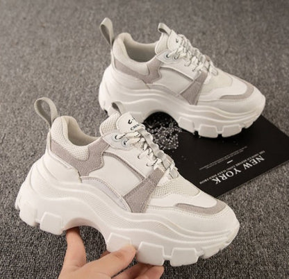 Julie – Lässiger Damenlaufschuh