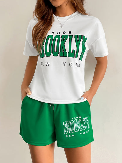 Damen Streetstyle Zweiteiler Set – Brooklyn New York Print T-Shirt und Shorts, Urban Freizeit Outfit