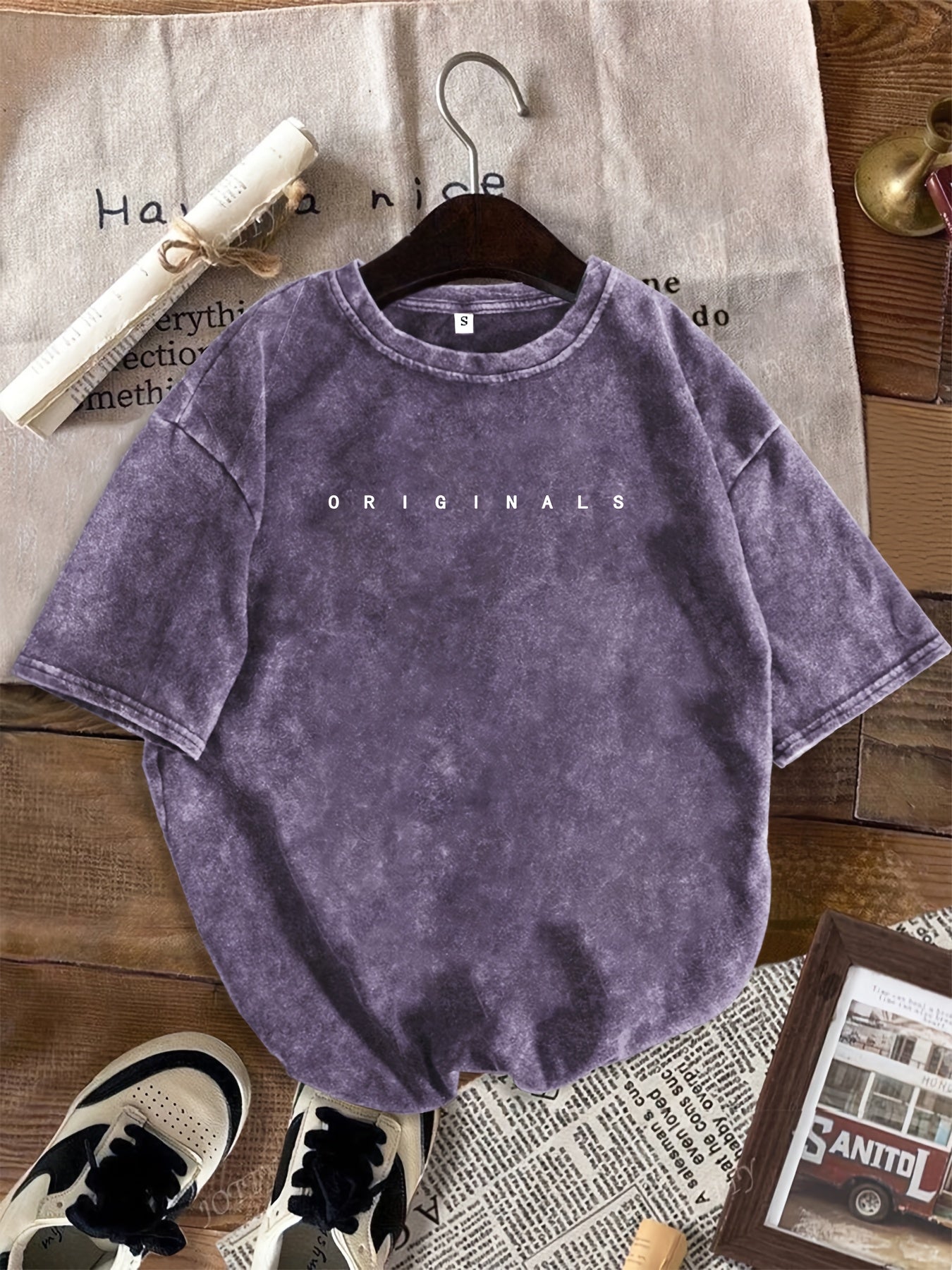 Damen Casual Streetwear T-Shirt mit Jeans-Shorts – Trendiges Freizeit-Outfit für den Sommer